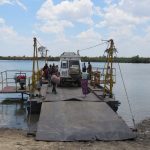 Pontoonfähre über den Zambezi